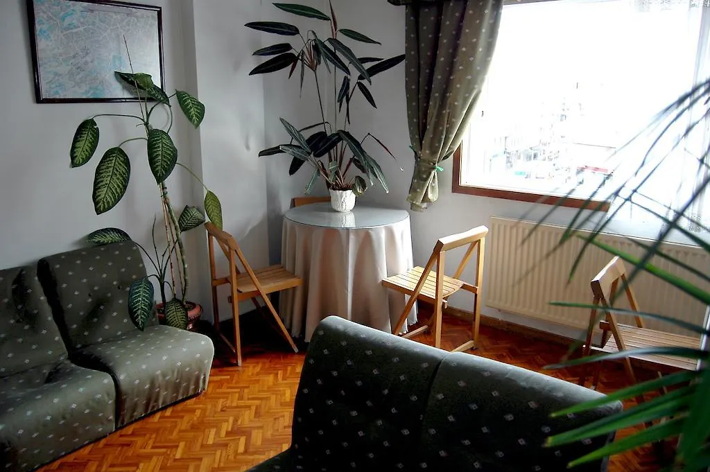 Hostal Charo II-1